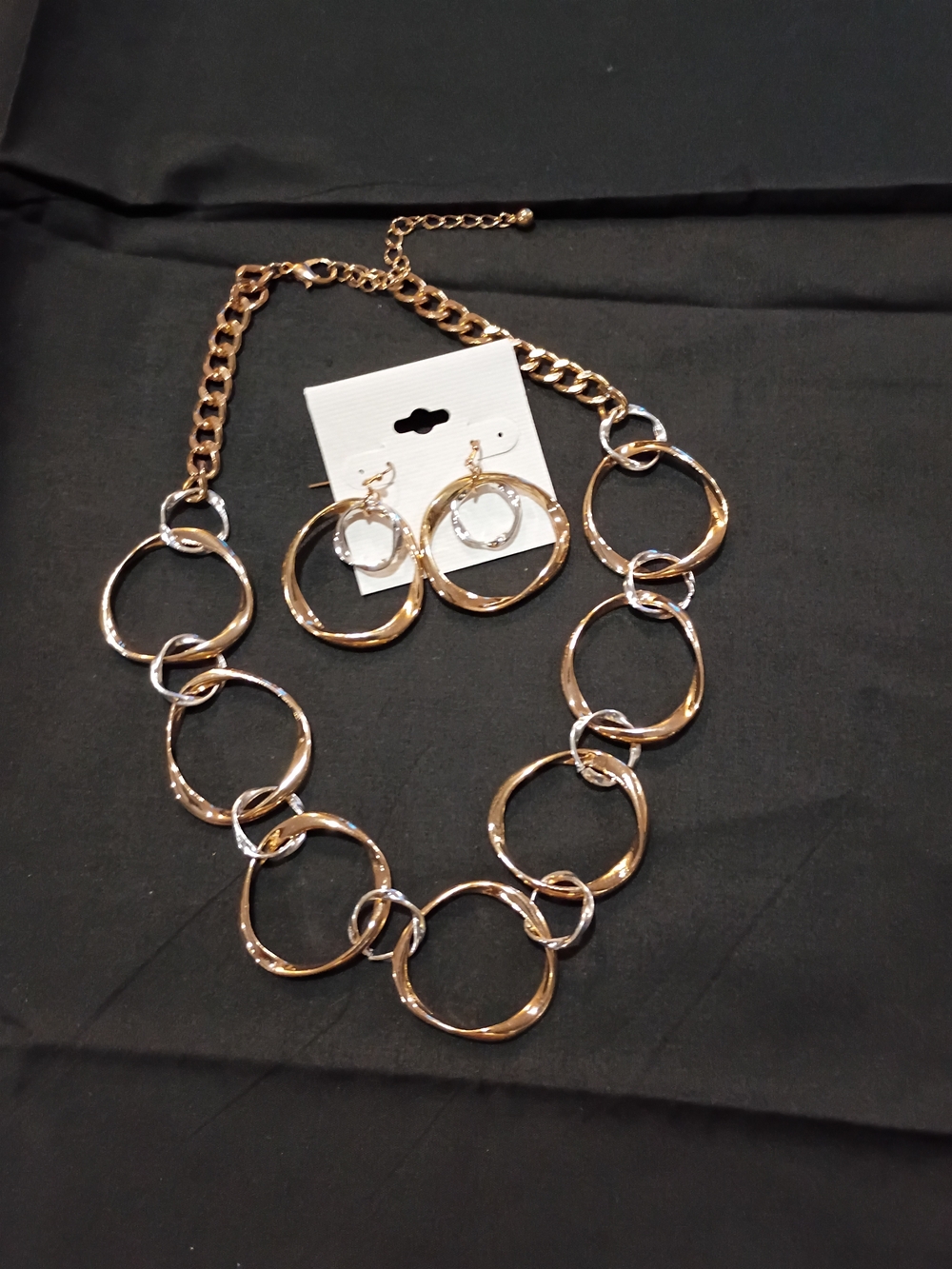 Gold-Tone Linked Circle Necklace and Hoop Earrings Set - Women Jewelry